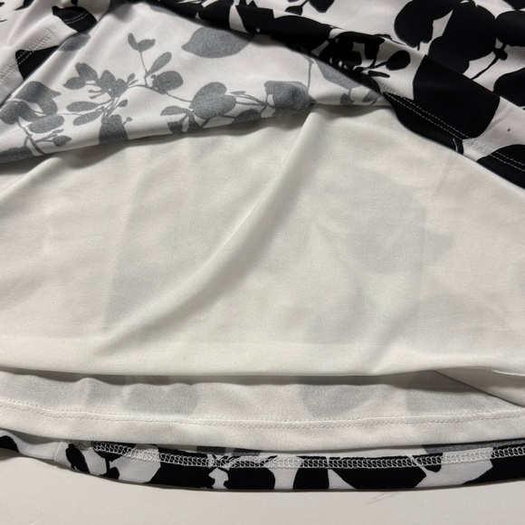 Anne Klein Monochrome Leaf Pattern Dress - Picture 7 of 8